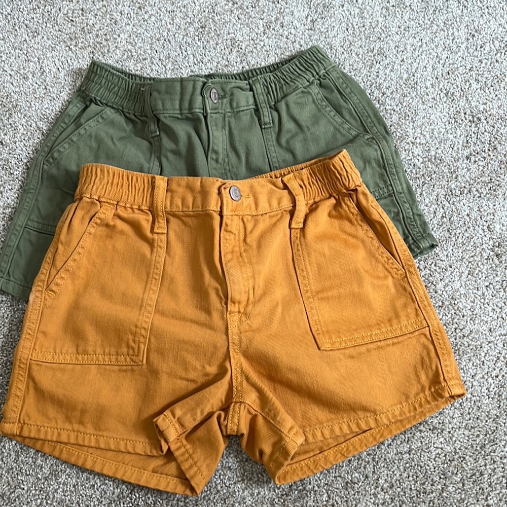 Like new- Old Navy shorts